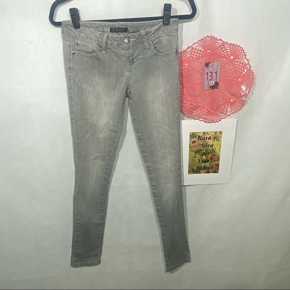 Zanadi Soft Grey Jeans - Picture 3 of 14